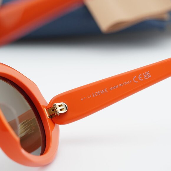 Loewe LW40147F 42E Geometric Sunglasses – Orange\\Brown main image 5